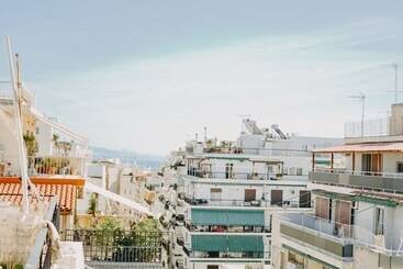 Best House, Rooftop Aprtm., Marina Zeas Piraeus