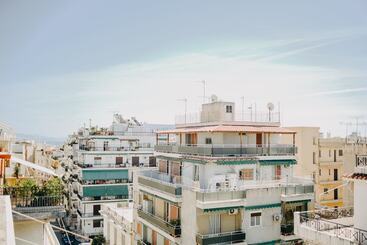 Best House, Rooftop Aprtm., Marina Zeas Piraeus
