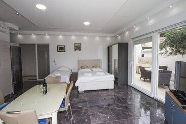 Luxury Apartment Ina
