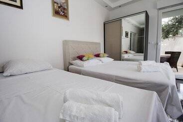 Luxury Apartment Ina