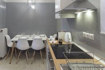 Penelope S Luxury Apartment