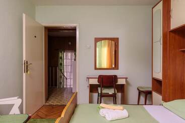 پانسیون Rooms Mirjana  Centre Of Trogir