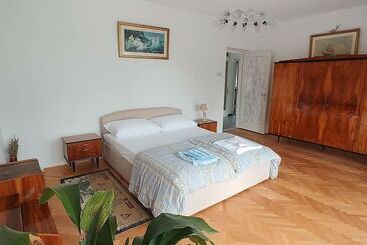 V&a Vacation Apartment
