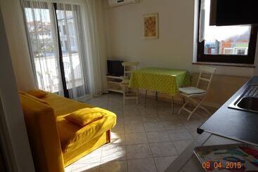 Apartment 802