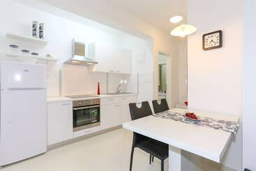 Apartment In Tribunj With Air Conditioning, Wifi 4953 1 - Tribunj
