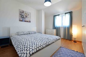 관광객 아파트 Apartments Enida