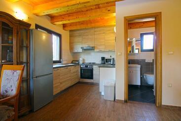 House Stella 1319