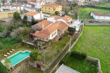 Liiiving In Moledo Historical Pool Villa