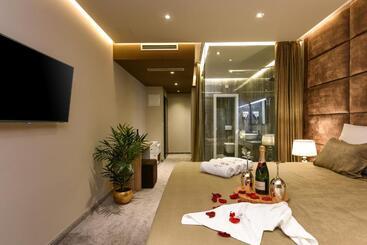 پانسیون Luxury Rooms Lavie   Superior Rooms