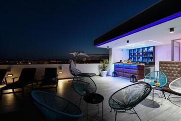 پانسیون Luxury Rooms Lavie   Superior Rooms