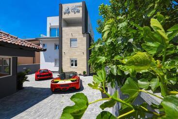 پانسیون Luxury Rooms Lavie   Superior Rooms