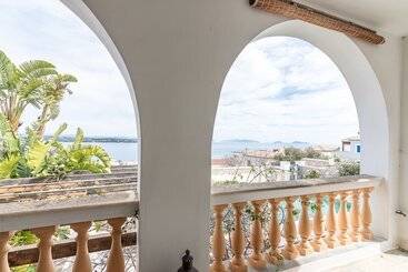 Villa Heliana Enchanting Seaviews