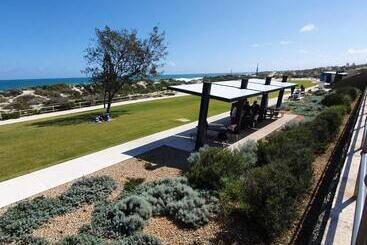 Apartamentos turísticos Acacia Holiday Or Business Stay Quiet Location