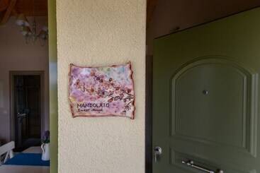 ツーリストアパートメント Comfeto & Mandolato Sweet Houses