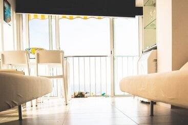 Cozy Loft In Front Of The Sea