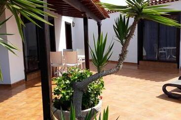 La Quinta Villas