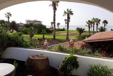 La Quinta Villas