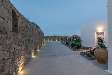 Milesian Suites