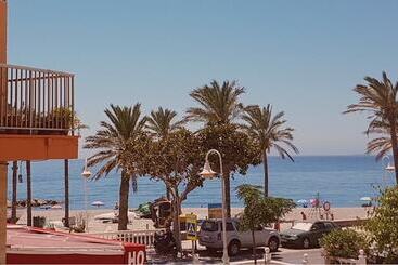پانسیون Hostal Costa Sol