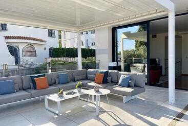 Dream Villa In Albir Blueline