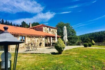 As Casiñas Bed & Breakfast Porto De Bois