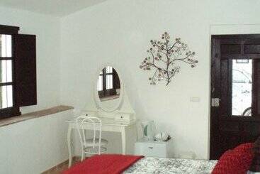 تختخواب و صبحانه Casa Colina