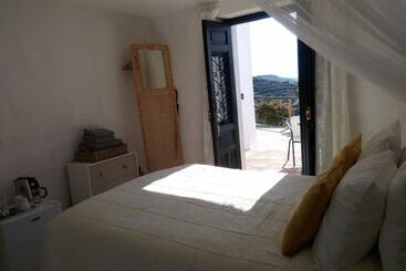 تختخواب و صبحانه Casa Colina