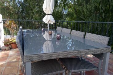 تختخواب و صبحانه Casa Colina