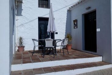 تختخواب و صبحانه Casa Colina