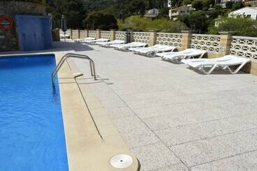 هتل Camping El Maset