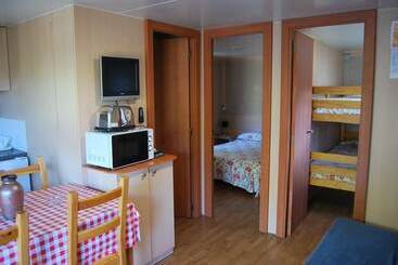 בית מלון כפרי Camping El Maset