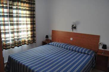 בית מלון כפרי Camping El Maset