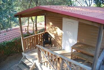 בית מלון כפרי Camping El Maset