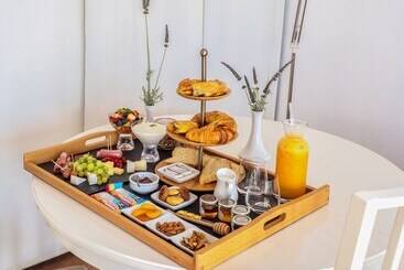 The Infinity 180 Luxury Suites   Adults Only