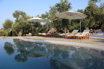 The Infinity 180 Luxury Suites   Adults Only
