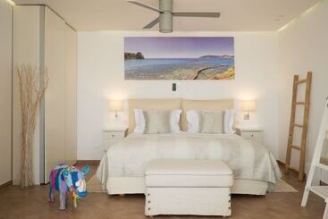 The Infinity 180 Luxury Suites   Adults Only
