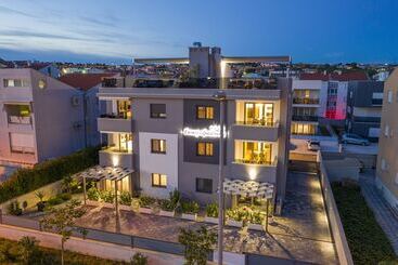Luxury Majpruz Suites