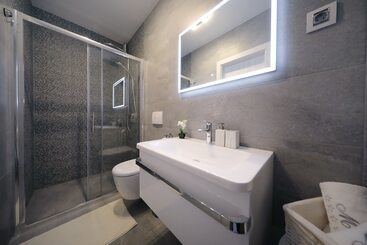 Luxury Majpruz Suites