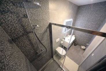 Luxury Majpruz Suites