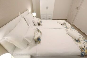 Luxury Majpruz Suites