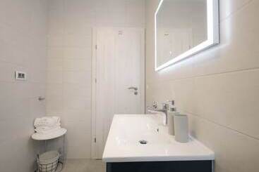 Luxury Majpruz Suites