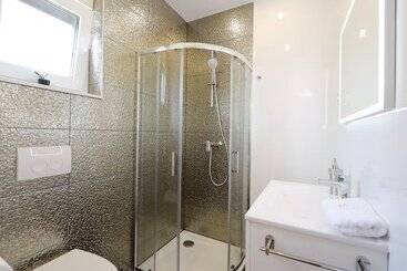 Luxury Majpruz Suites