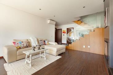 Private Modern Home, Fully Equipped, Near Historic Braga Centre