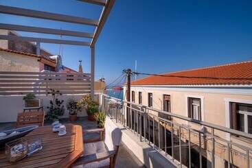 The Roof   Flat Sea View In Aegina Town