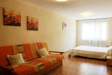 104648    Villa In Blanes