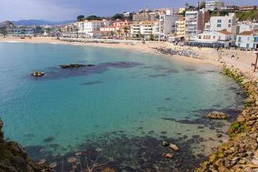 104656    Villa In Blanes