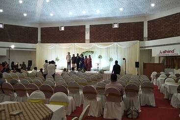 هتل Alhind Calicut Tower
