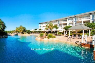 דירות לתיירים Resort On The Beach 4302 With Resort Pool