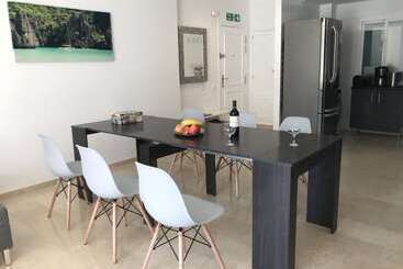 Seashape Apartment
