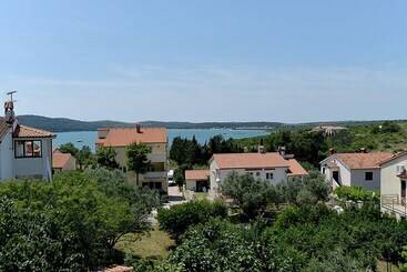 Apartment Gey 671